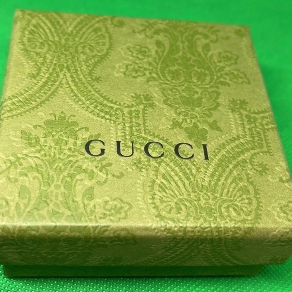 Gucci Gold Tone Lion Head GG Bracelet Charm - Picture 9 of 9